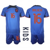 Niederlande Tyrell Malacia #16 Fußballbekleidung Auswärtstrikot Kinder WM 2022 Kurzarm (+ kurze hosen)